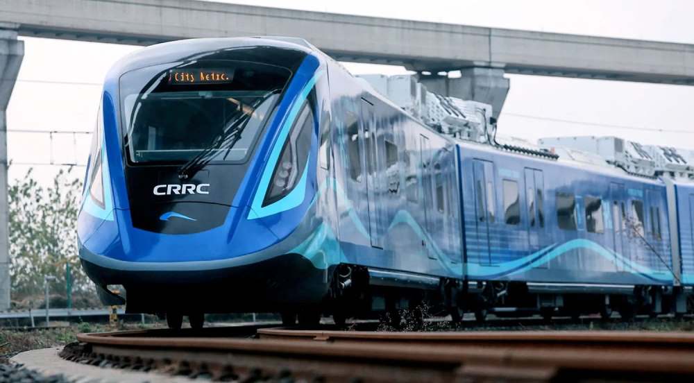 Kina nderton trenin e pare urban me hidrogjen